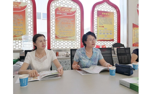 自治區(qū)婦聯副主席李詠梅一行走訪調研女企業(yè)家企業(yè)
